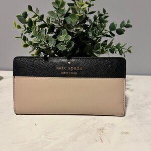 Kate Spade Black and Cream Wallet